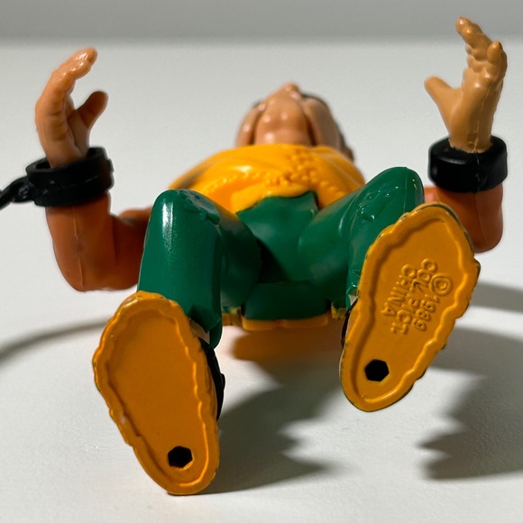 Vintage 1989 Real Ghostbusters Quasimodo Hunchback Action Figure (0A2) - Picture 6 of 6